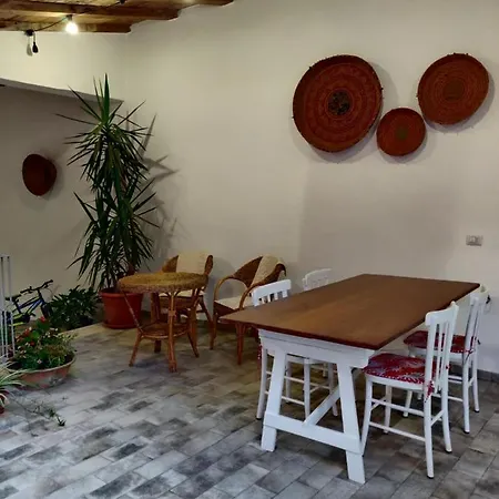 La Piazzetta * Villamassargia
